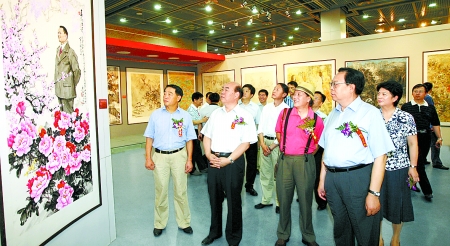 第十一届河南省美术作品展在郑开幕